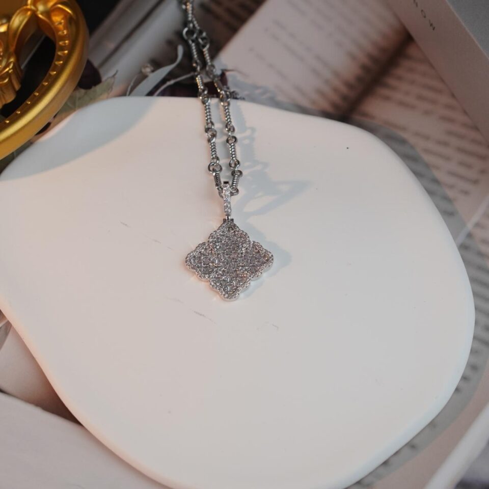 10cba513722c45f49b43b487563a3a80_tplv-aphluv4xwc-origin-jpeg