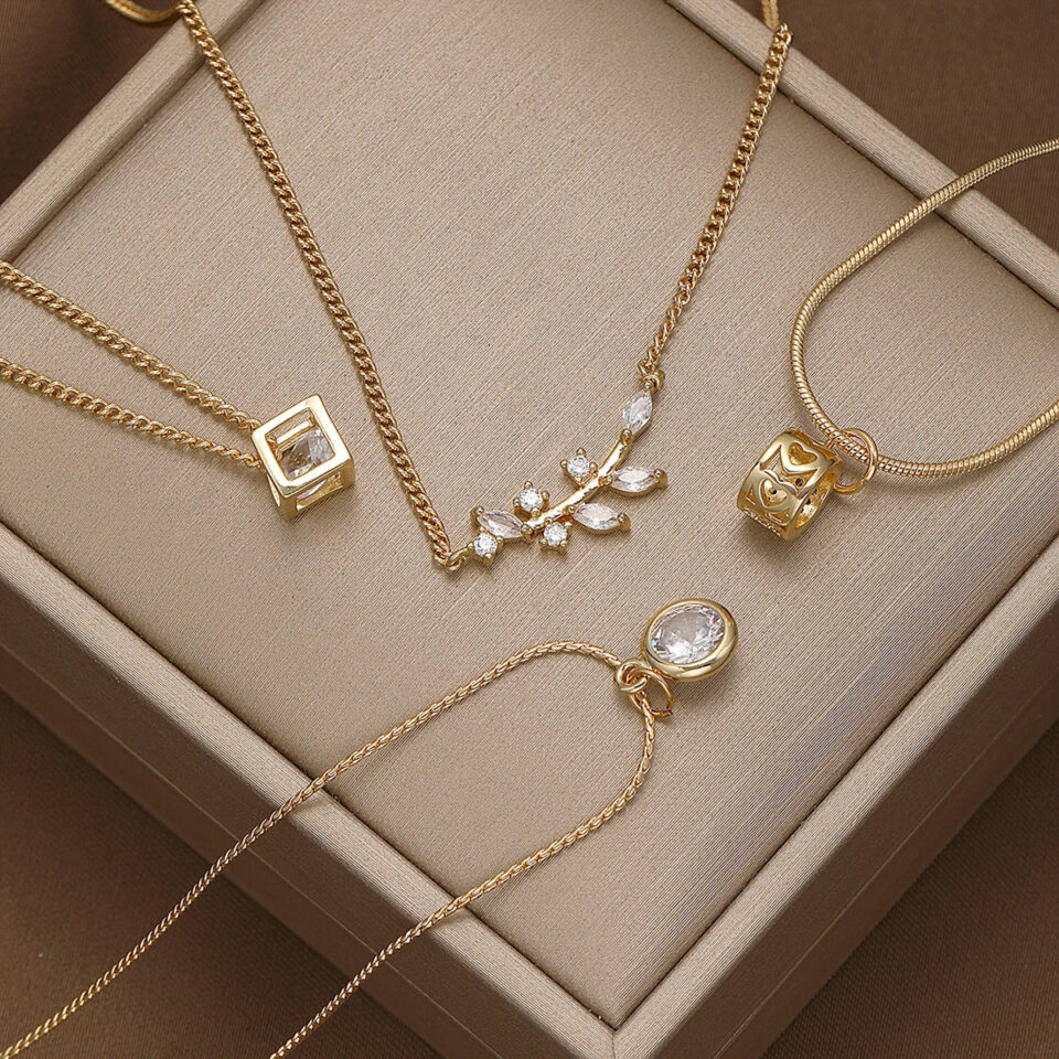 17KM-Geometric-Crystal-Pendant-Necklaces-Fashion-Gold-Color-Ziron-Clavicular-Chains-Luxury-Adjustable-Leaves-Chokers-Jewelry_46073048-a52a-4f56-ab67-2a4fbed16215