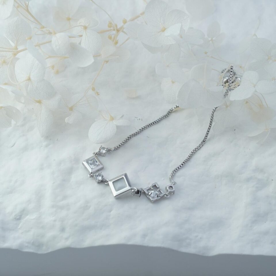 8fc0bed5e05c4a41bf1c43dca2dd03ad_tplv-aphluv4xwc-origin-jpeg