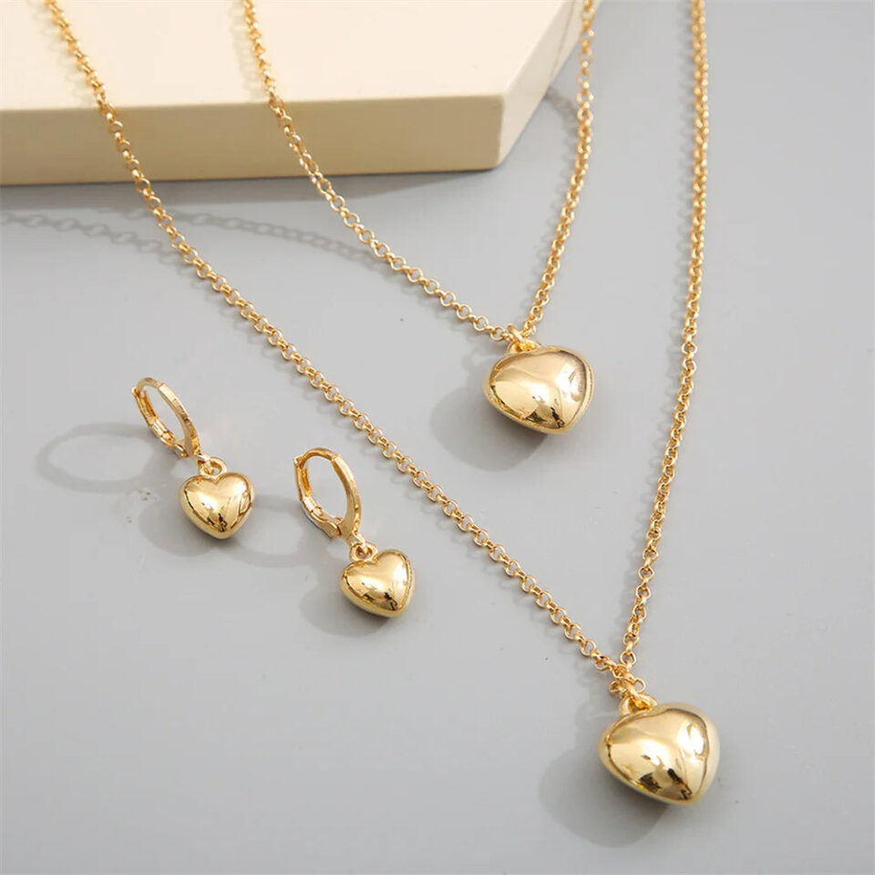 Exquisite-Heart-Earrings-Necklace-Women-s-Bracelet-Fashion-Simple-Romantic-Pendant-Gold-Color-Jewelry-Set-2023_c312056a-665a-4821-9817-d484a32c4fe1
