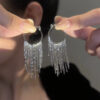 Fashion-Sliver-Color-Long-Chain-Bling-Tassel-Earring-for-Women-Exquisite-C-Shaped-Statement-Pendant-Earring