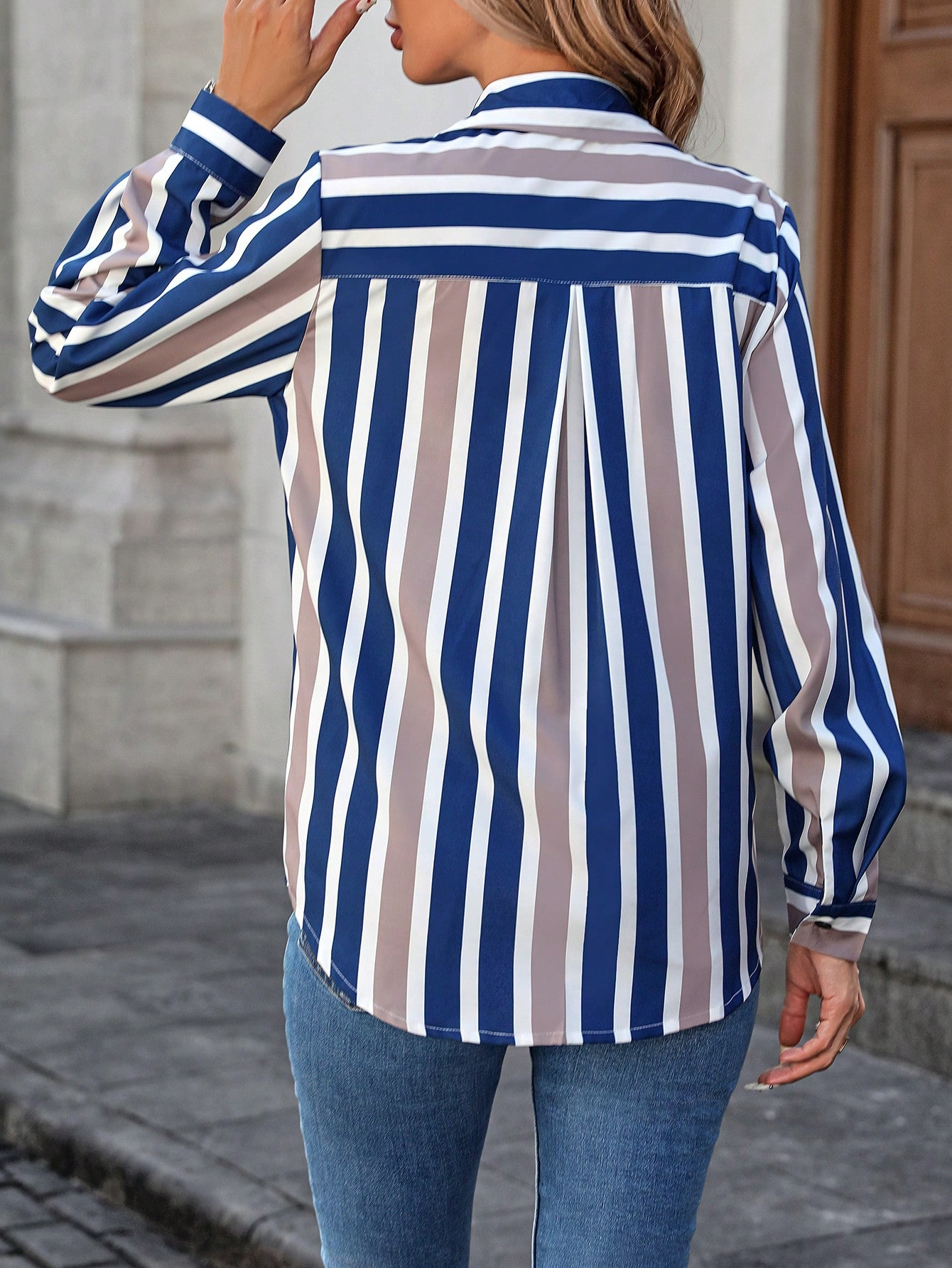 Juliet Statement Graphic Top